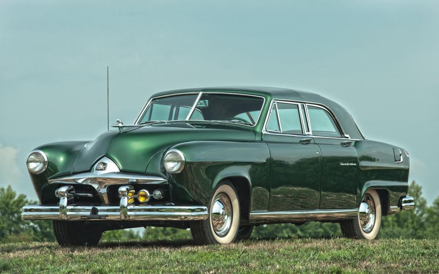 Frazer Manhattan Hardtop Sedan (F5161) '1951